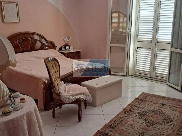 Appartamento in vendita di 200 m² in Via Giuseppe Giusti, 25