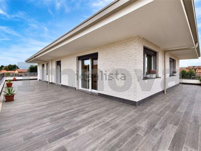 Appartamento in vendita di 200 m² in Via Giacomo Puccini