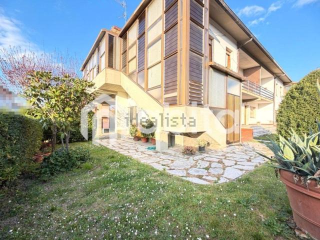 Appartamento in vendita di 200 m² in Via Giovanni Cimabue