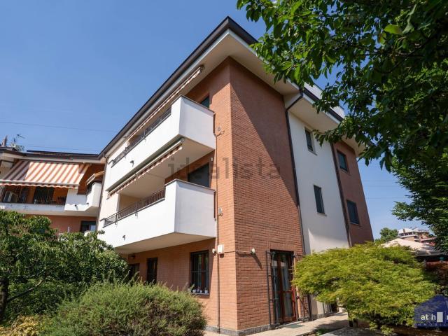 Appartamento in vendita di 200 m² in Via Don Antonio Villoresi, 26