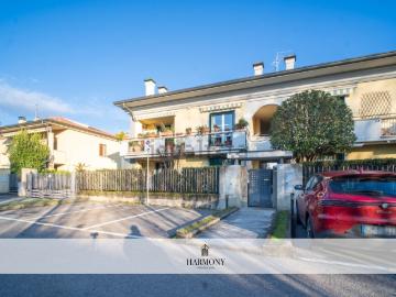 Appartamento in vendita di 200 m² in Via Dante Alighieri, 125