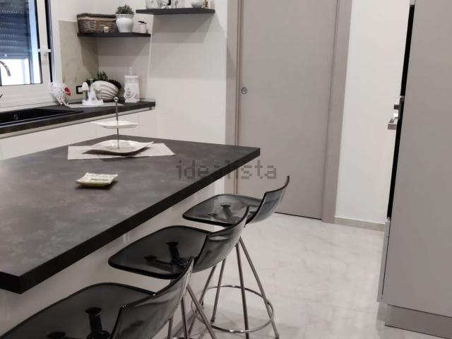Appartamento in vendita di 200 m² in Via Danubio