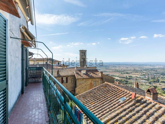 Appartamento in vendita di 200 m² in Via Dardano