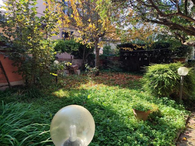 Appartamento in vendita di 200 m² in Via del Canerino