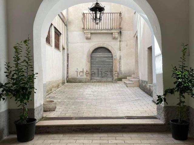 Appartamento in vendita di 200 m² in Via del Corso, 48
