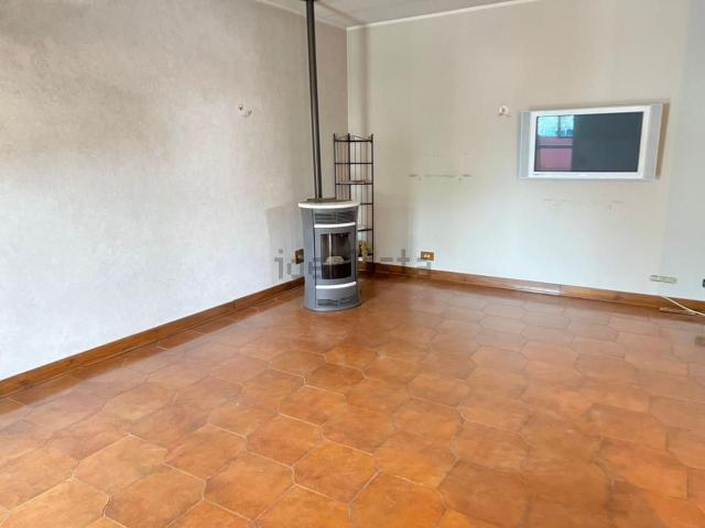 Appartamento in vendita di 200 m² in Via della Repubblica, 8