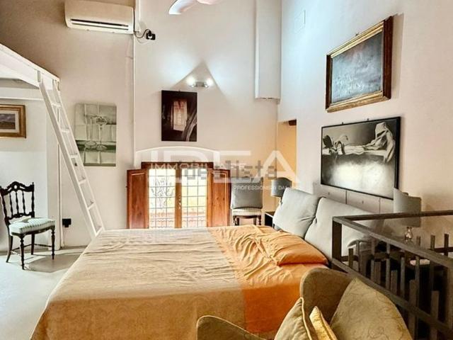 Appartamento in vendita di 200 m² in Via della Zecca