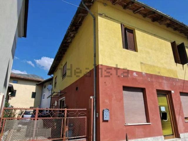 Appartamento in vendita di 200 m² in Via delle Cave, 1