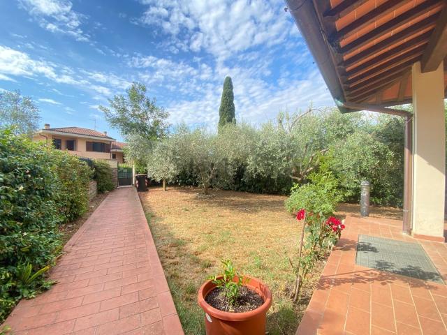 Appartamento in vendita di 200 m² in Via delle Serre