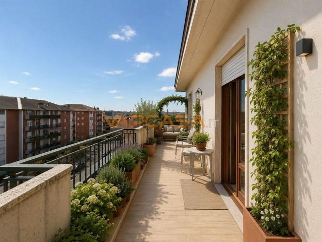 Appartamento in vendita di 200 m² in Via Duca D&apos Aosta