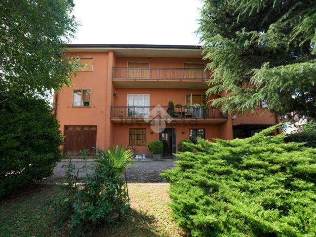 Appartamento in vendita di 200 m² in Via F. Turati, 3