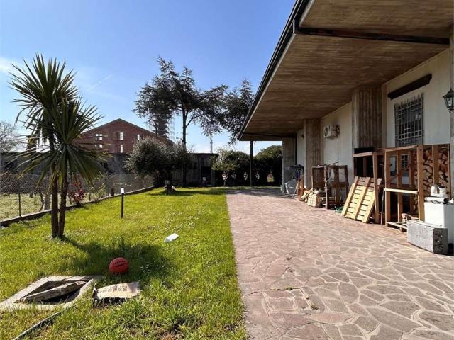 Appartamento in vendita di 200 m² in Via Fornace, 17