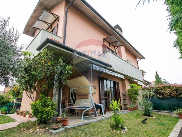 Appartamento in vendita di 200 m² in Via Ferraris, 8