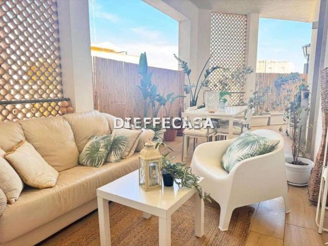 Appartamento in vendita di 200 m² in Via Francesco Crispi