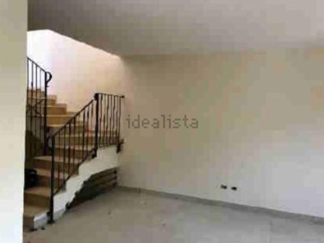 Appartamento in vendita di 200 m² in Via Franco Alfano