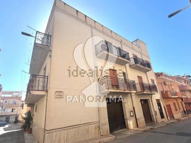 Appartamento in vendita di 200 m² in Via Kennedy