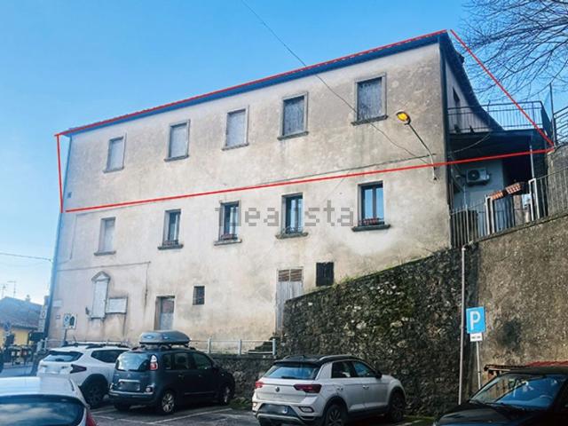 Appartamento in vendita di 200 m² in Via IV Novembre