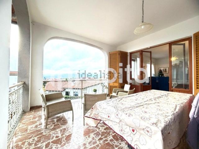 Appartamento in vendita di 200 m² in Via Larga