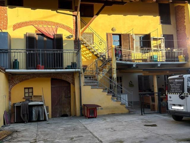 Appartamento in vendita di 200 m² in Via Modesto Forneris, 31