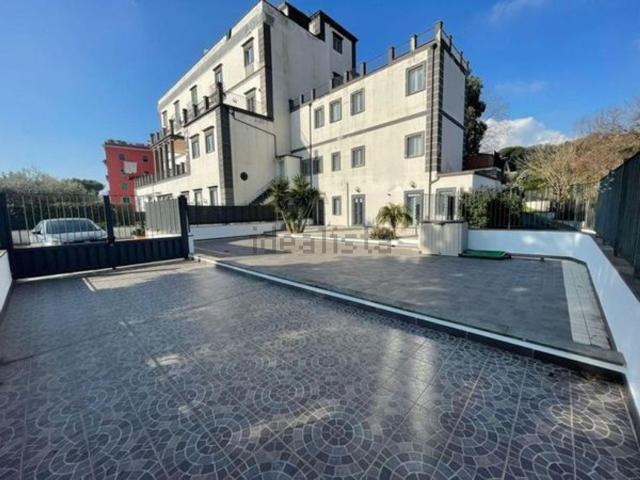 Appartamento in vendita di 200 m² in Via Macedonia, 1