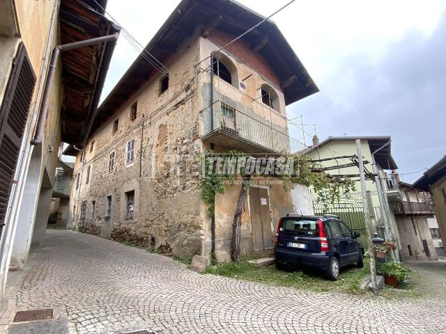 Appartamento in vendita di 200 m² in Via Maestra