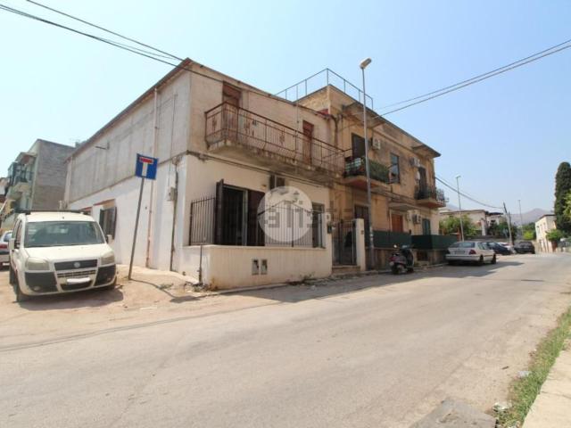 Appartamento in vendita di 200 m² in Via Mammana, 258