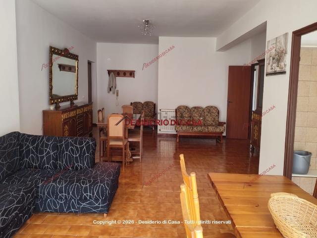 Appartamento in vendita di 200 m² in Via Messina, 3