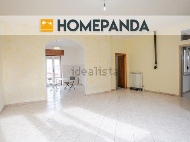 Appartamento in vendita di 200 m² in Via Municipio, 64
