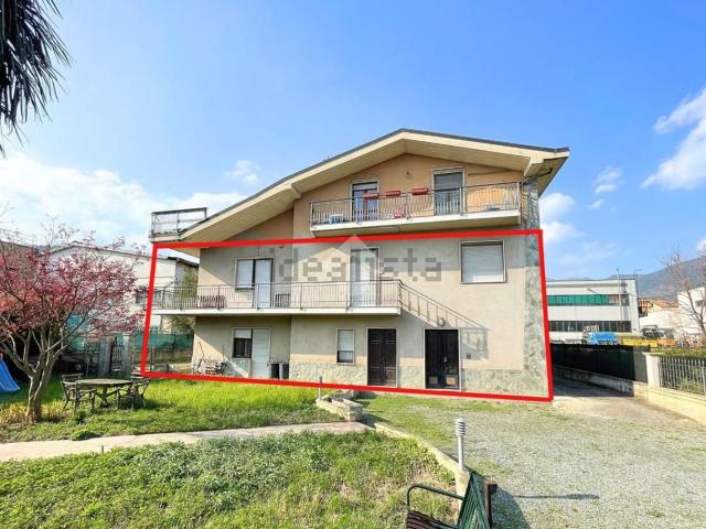 Appartamento in vendita di 200 m² in Via Sant&apos Ambrogio, 61