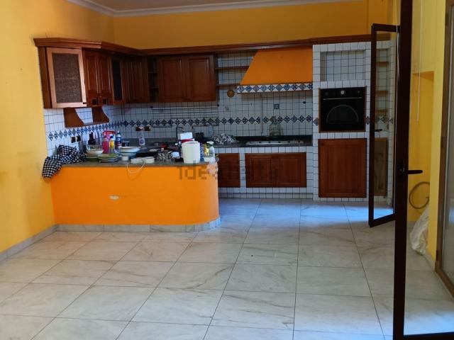 Appartamento in vendita di 200 m² in Via Pitia