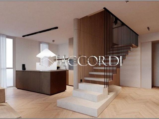 Appartamento in vendita di 200 m² in Via Roma
