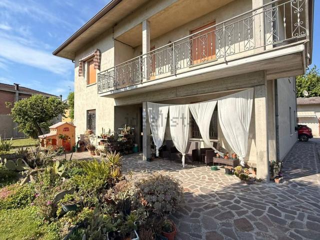 Appartamento in vendita di 200 m² in Via Romana, 37