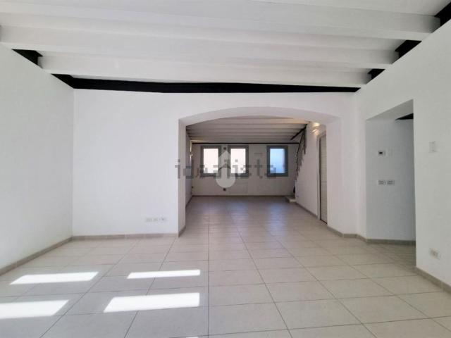 Appartamento in vendita di 200 m² in Via Venturini, 2
