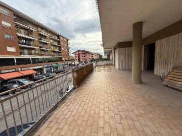 Appartamento in vendita di 200 m² in Via Vito Nicola Melorio