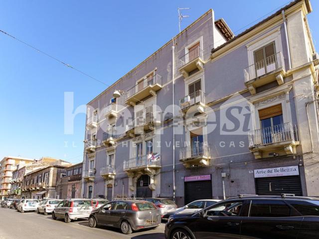 Appartamento in vendita di 200 m² in Via Vittorio Emanuele II, 551