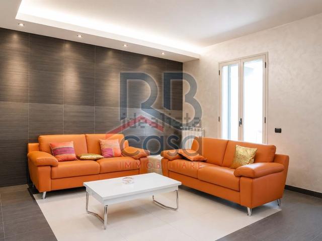 Appartamento in vendita di 200 m² in Via Vittorio Veneto