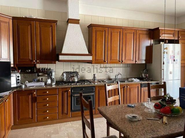 Appartamento in vendita di 200 m² in Via XI Febbraio