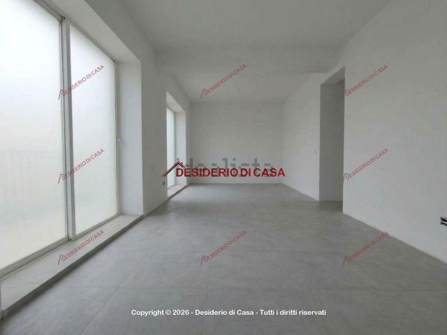 Appartamento in vendita di 200 m² in Viale delle Alpi, 2