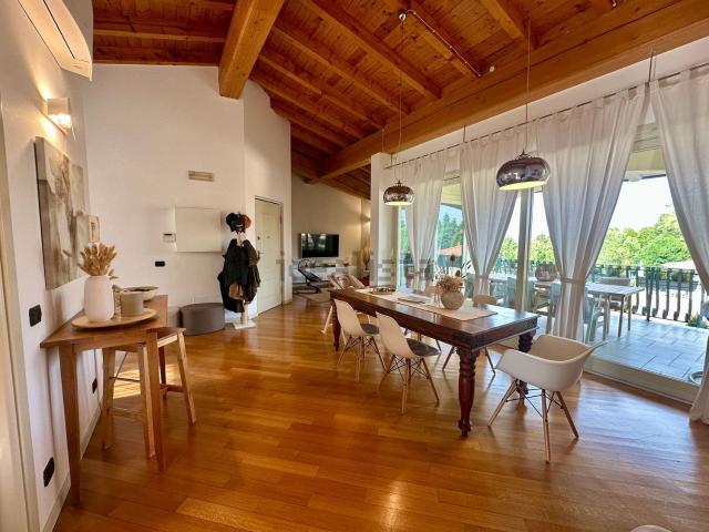 Appartamento in vendita di 200 m² in Viale Motta, 150