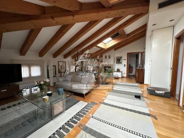 Appartamento in vendita di 200 m² in Borgo Padova
