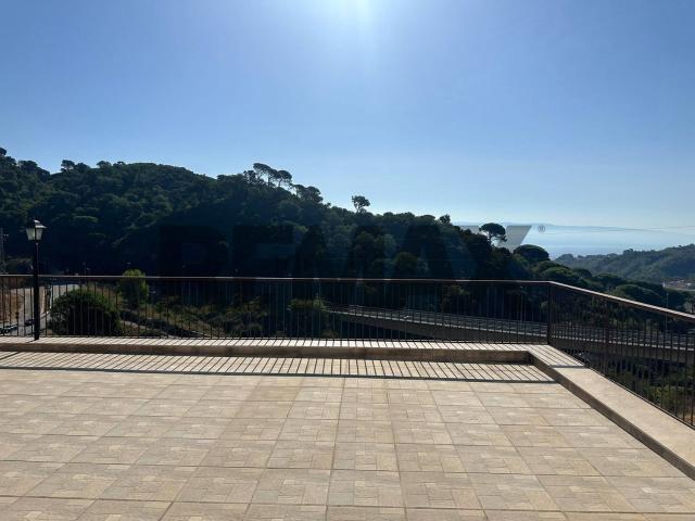 Appartamento in vendita di 200 m² in Contrada Baglio, 1