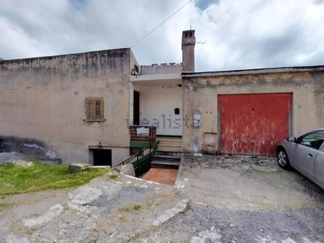 Appartamento in vendita di 200 m² in Contrada Laise, 139