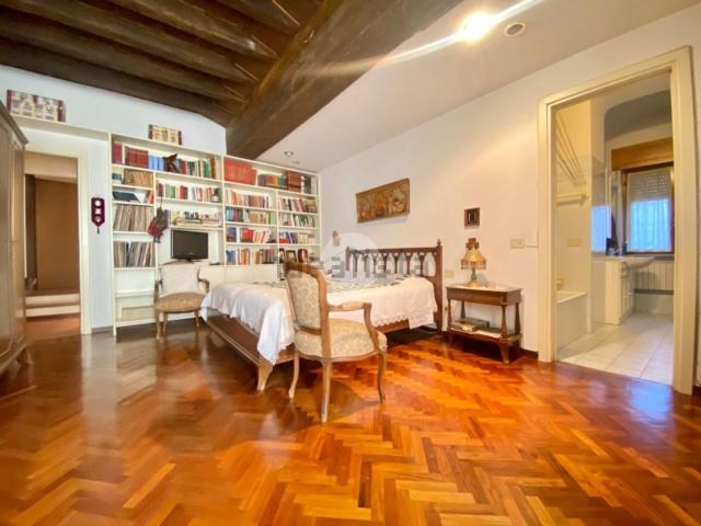 Appartamento in vendita di 200 m² in Corso Garibaldi, 259