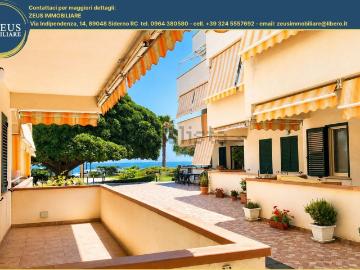 Appartamento in vendita di 200 m² in Lungomare delle Palme, 2