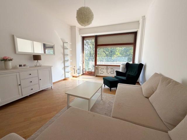 Appartamento in vendita di 200 m² in Piazza Adriano, 15