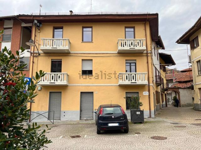 Appartamento in vendita di 200 m² in Piazza Dottor Domenico Osella, 27