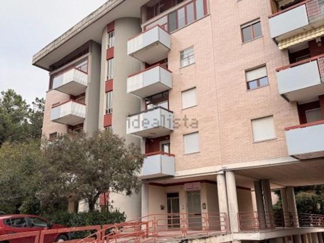 Appartamento in vendita di 200 m² in Piazza Molise, 54