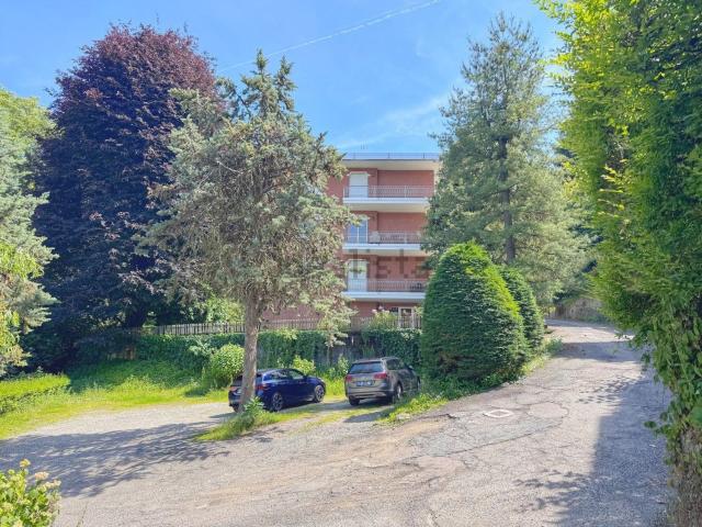 Appartamento in vendita di 200 m² in Strada del Ponte Verde, 37