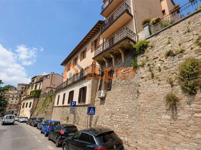 Appartamento in vendita di 201 m² in Via del Pasticcio