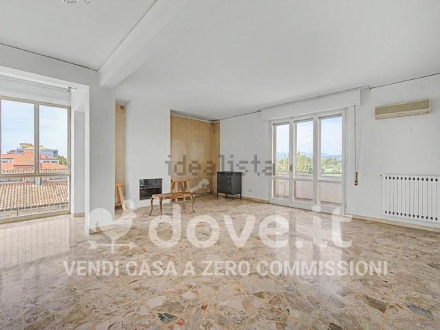 Appartamento in vendita di 201 m² in Via dell&apos Argingrosso, 105
